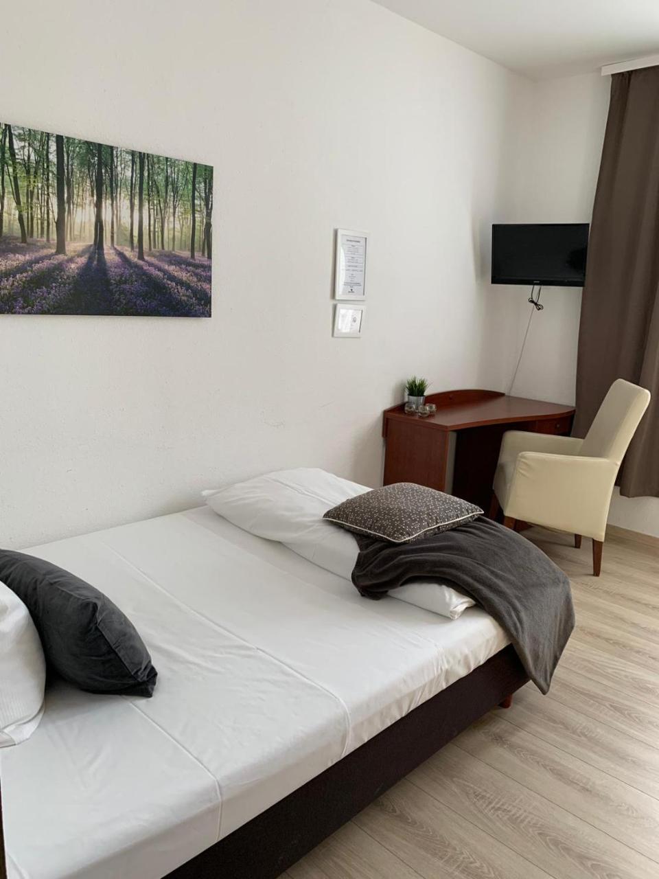 Hotel Zum Adler Bad Homburg vor der Höhe Exterior foto